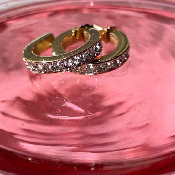 🍸Vintage Gold Clad Sterling Swarovski Stamped Hoops - Picture 5 of 7